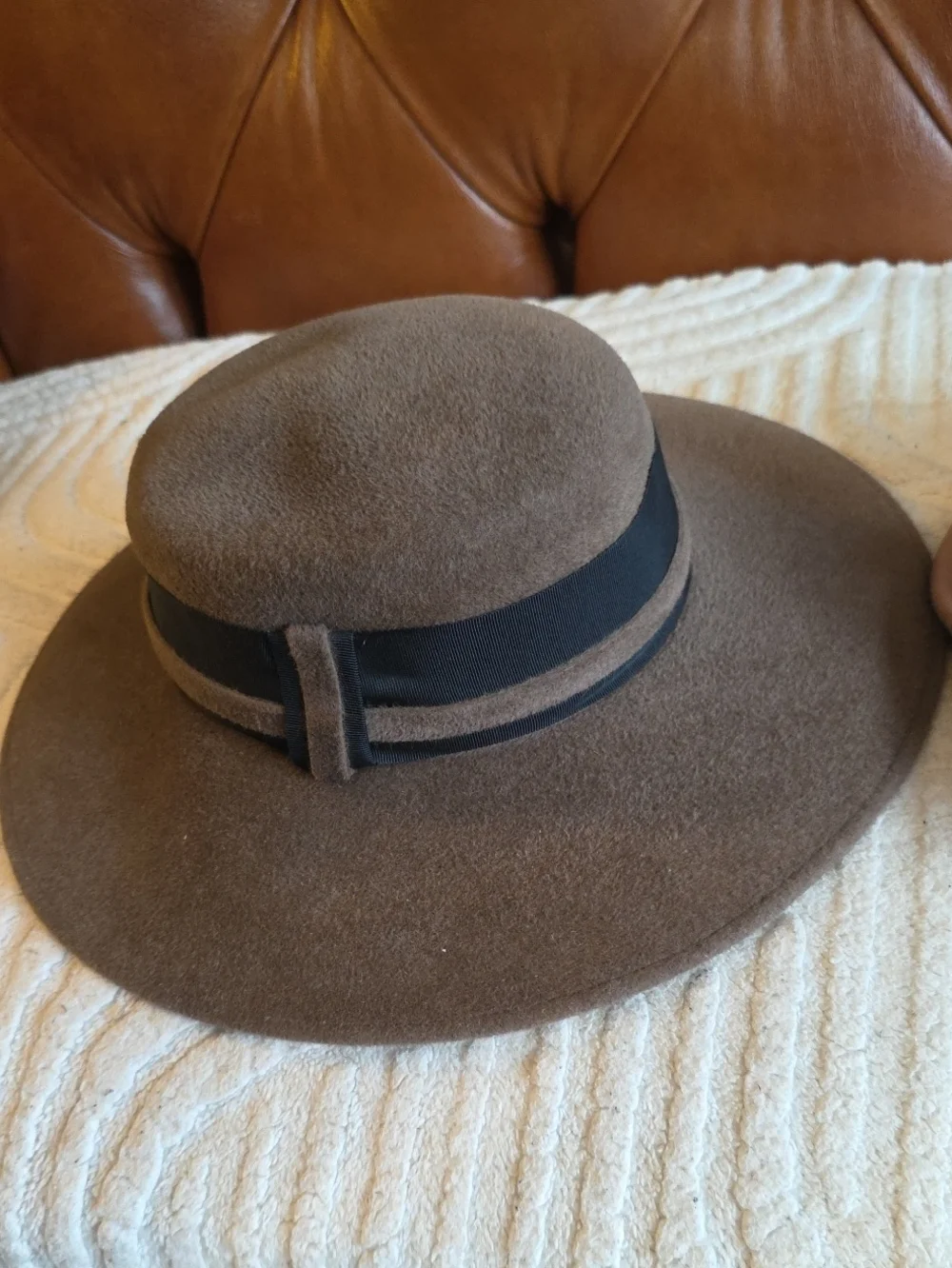 2 Tufted Felt Hats  in Warm Brown